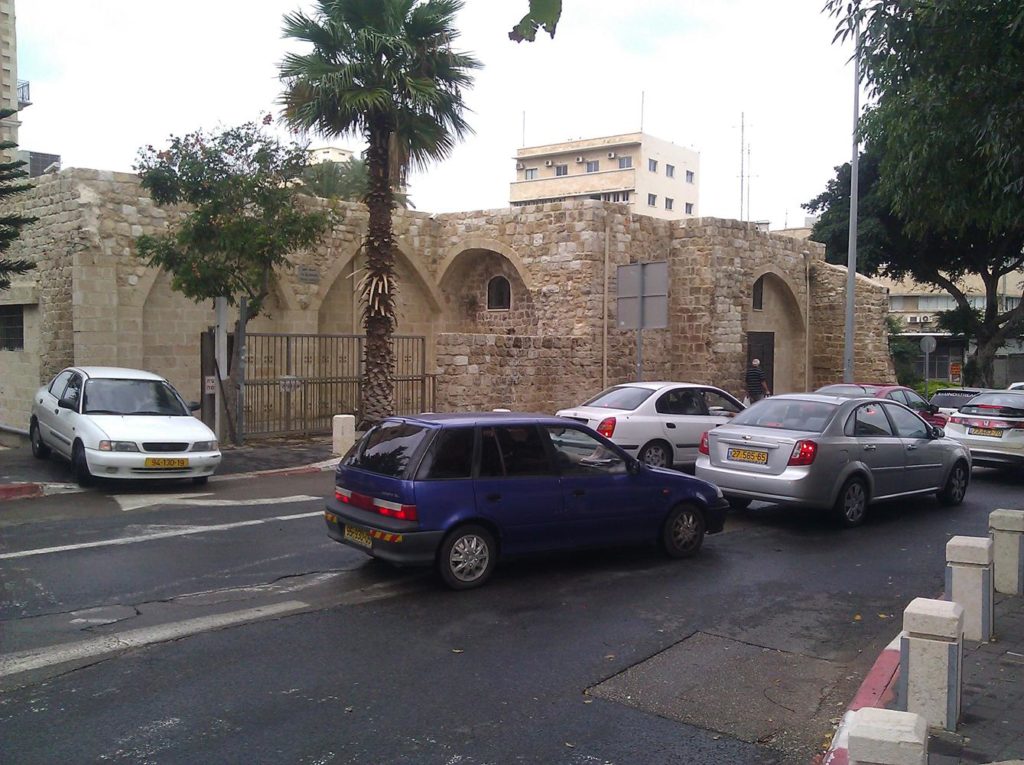 Al-Jarina mosque, Named after the Threshing floor ("Goren") that was near it. - Haifa in the Ottoman time