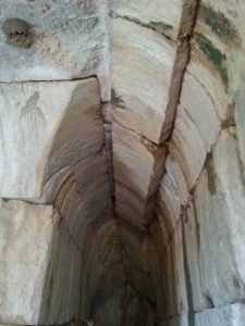 02072015-38 Devoted stones in the arch. The stones moved due to an earthquake. - Nimrod Fortress