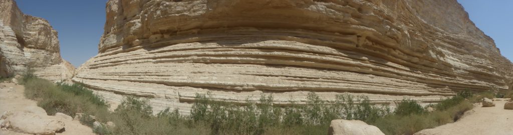 The stratum of the rocks in the canyon - Ein Ovdat