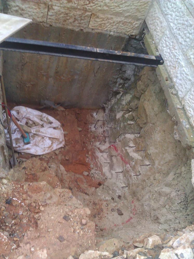 December 20th, 2014  – Cistern – drain pipe