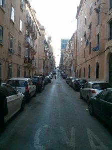 Walking in the alleys of Valletta