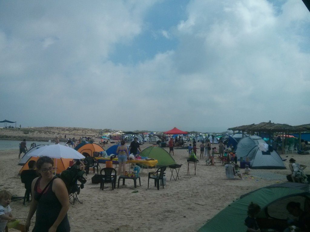 Camping in Dor HaBonim Beach nature reserve in Independence day