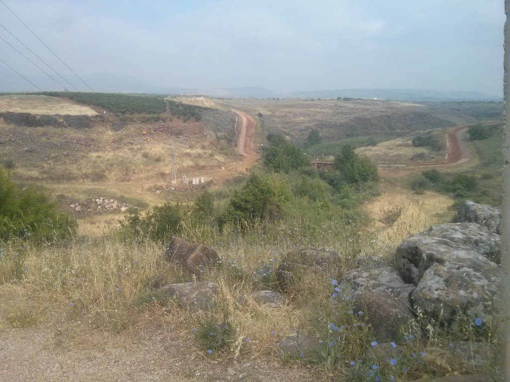 Behold - The Israel-Lebanon border on Snir stream  - Windows of time2