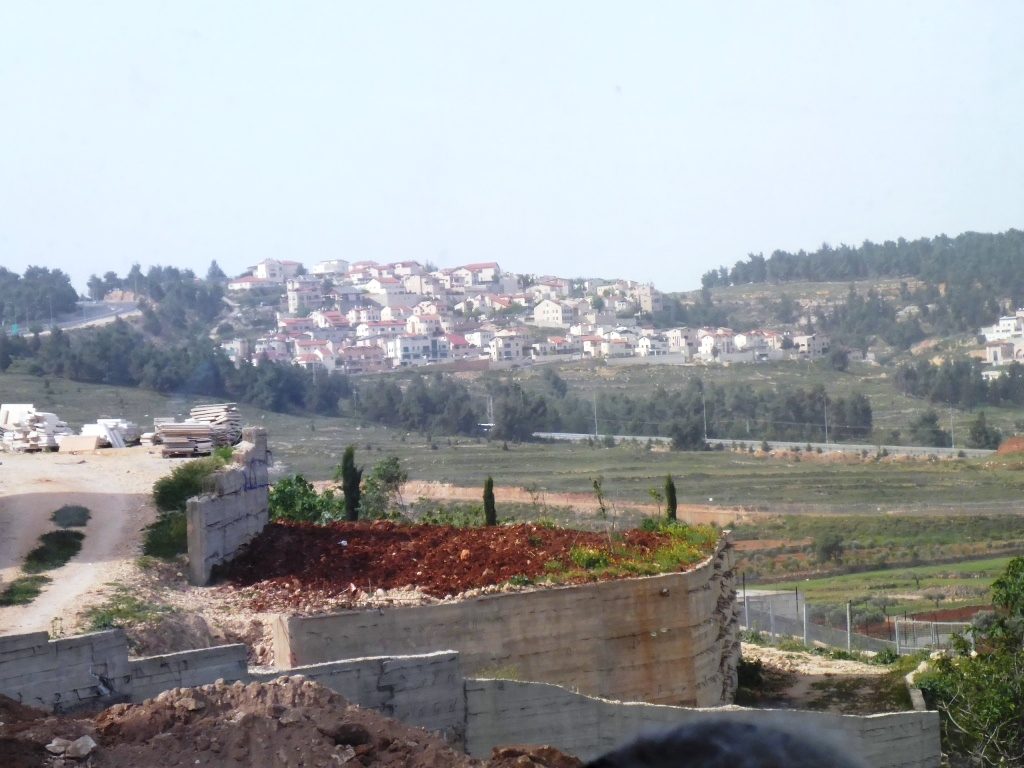 Israeli settlements West to El-Jib: Har Samuel (part of Giv'at Ze'ev), Givon HaHadasha, Giva't Ze'ev. - Tel Gibeon