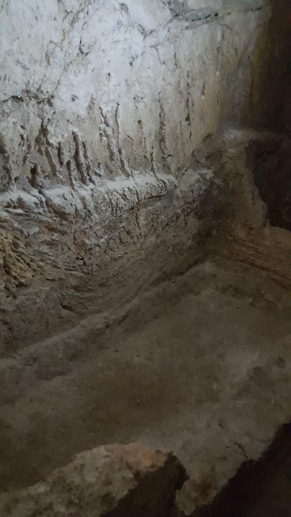 The benches for corps in the rooms Burial caves in Saint-Étienne Basilica