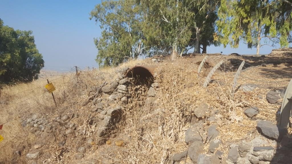 The fight tunnels and bunkers