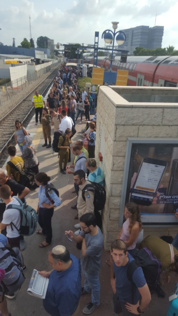 The load on Lod train station on the morning