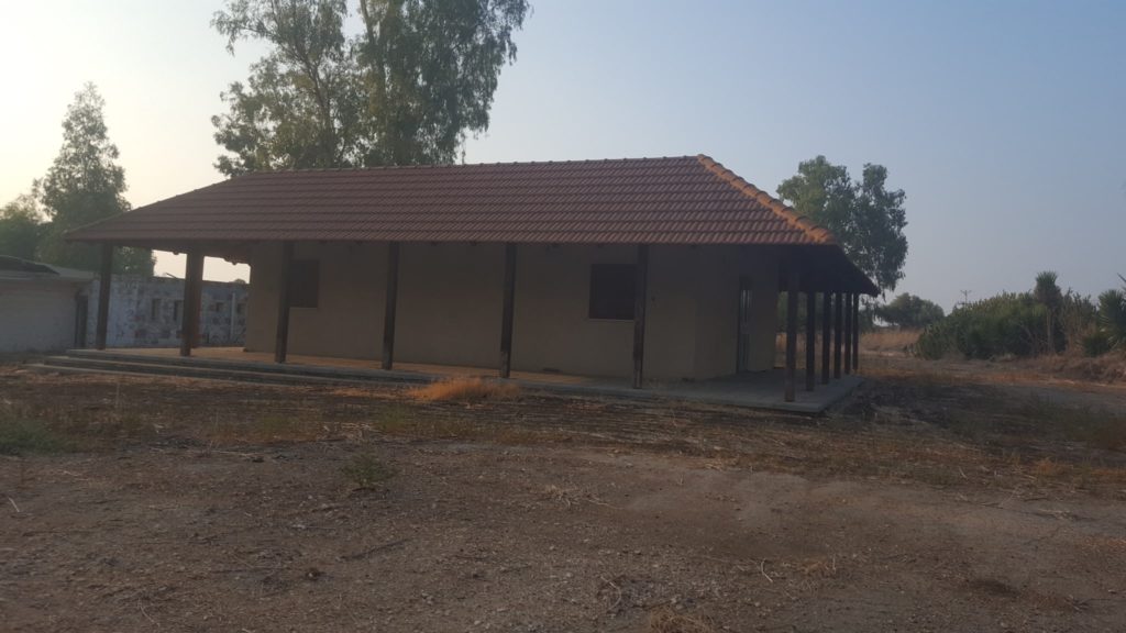 An abandon IDF base on the other side of road.  A visitor center is planned to be set on those building. Mishmar HaYarden