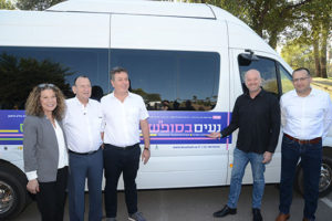 The mayors of Tel Aviv, Kiryat Uno, Ramat HaSharon and Givatai'm that take part in the project (Source: Bar Lavi, Globs) - public transportation on Shabbat