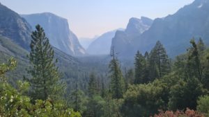 Yosemite valley from the tunnel view