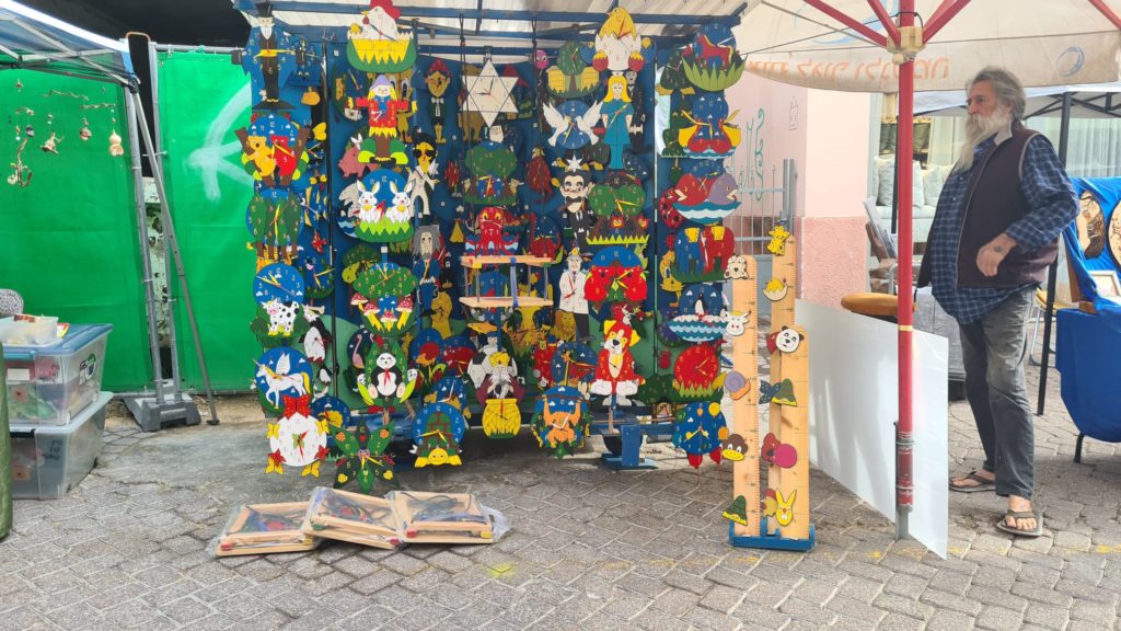 Handicraft stand in the art fair (happens on Fridays and Tuesdays in the pedestrians mall of the street)