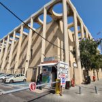 Tel Aviv Great Synagogue, built on 1925, sought to unite all the citizens of the new city under one roof. The Lehi uses the basement and attic of the place as secret arms cache (you can see more locations as this on this post) - Independence trail