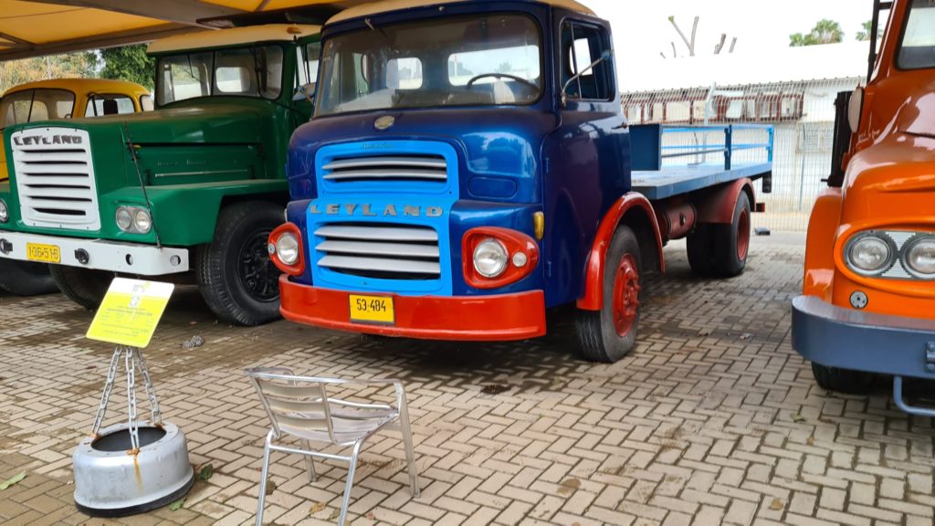 Leyland (Albion) Super Cheiftain (1965) - Imported directly from Scotland for special uses. This car was used as firefighters car in Ramat Gan