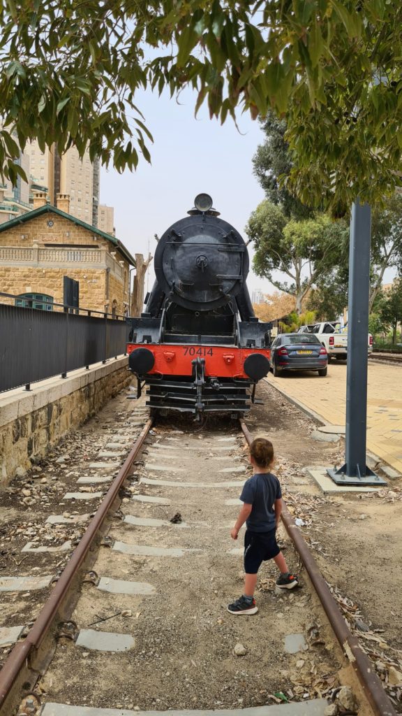 Steam Engine - used by both the Ottoman (who cut down many of Israel natural forests to fuel it) the and British. On 1956 Israel railway reopened the line to Beer Sheba, but it ended in a different station, northern to this one. On 1959 the use of steam engine on Israel railways ended.