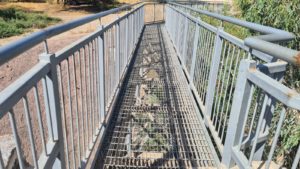 The steel bridge over the lost arch