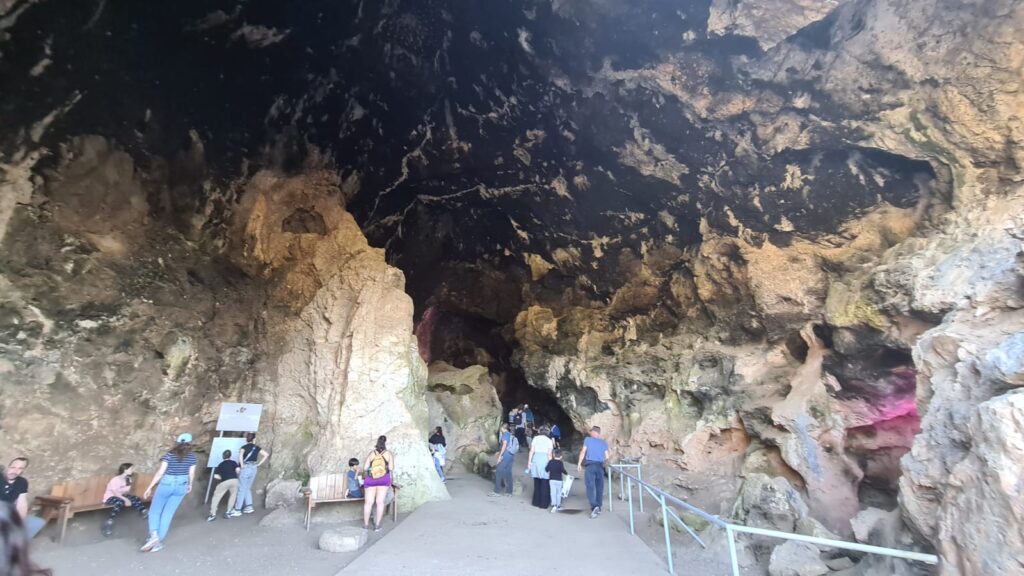 El Wad (Nahal) cave and the video at the end