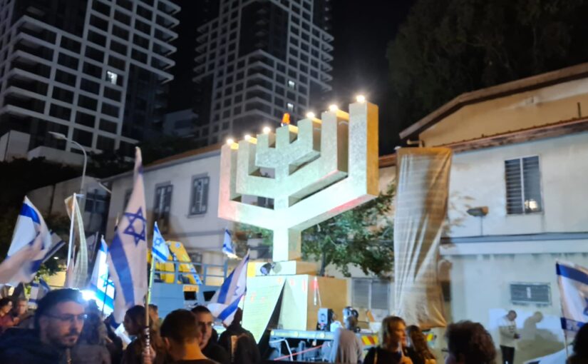 A replica of the Knesset Menorah - 17th week