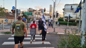 Walking from Ramat-Gan to the main protest in Tel-Aviv- crime