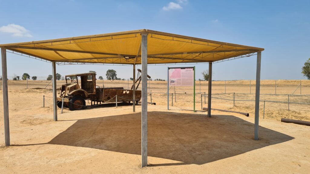 First pipeline to the Negev. The steel pipes were the firefighters pipes spread around London during WWII