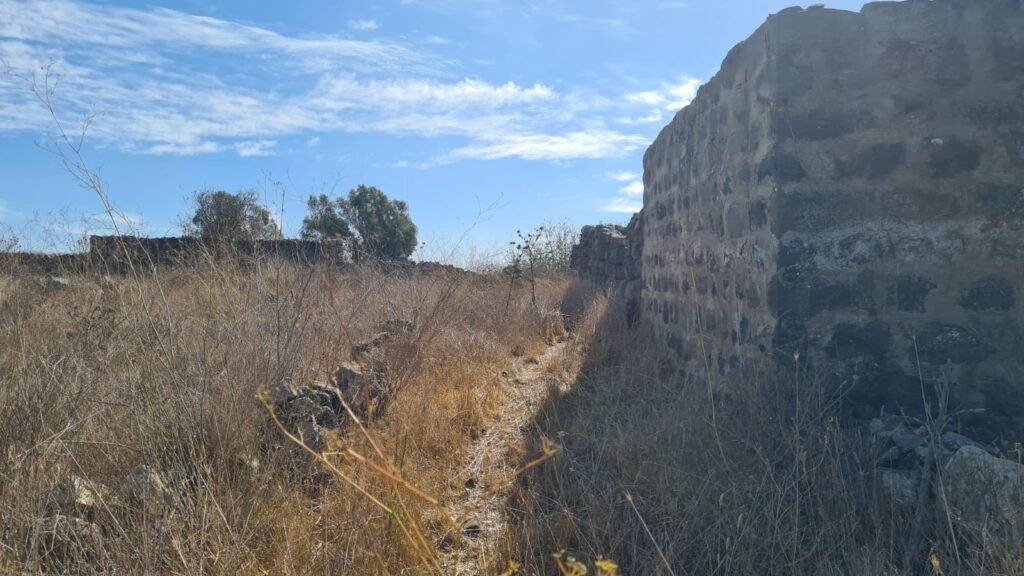 Behind it, you can leave the trail and walk between what used to be a Syrian village